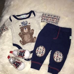 Baby boy clothes bundle of 9!! 👶🏻